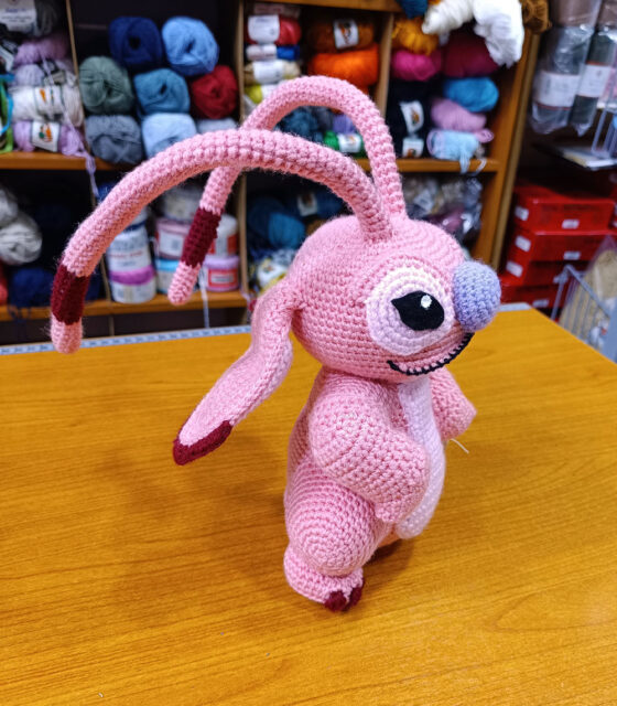 plekto xeiropoihto amigurumi Angel 20ek mak077 3 logo